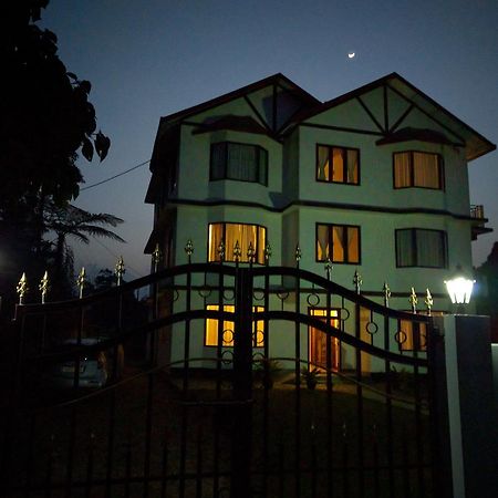 Pine Haven Resorts Takdāh Exterior foto